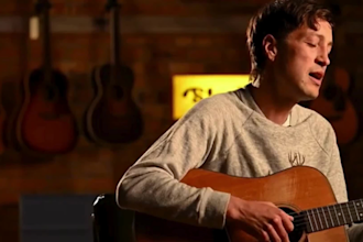 soulful folk country, bluegrass, pop, rock male vocals