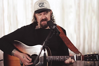 sing deep baritone country, americana, blues and soulful vocals