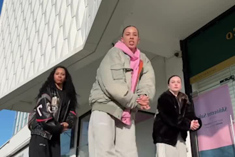 create tik tok dance video viral dance challenge group video dance promote song