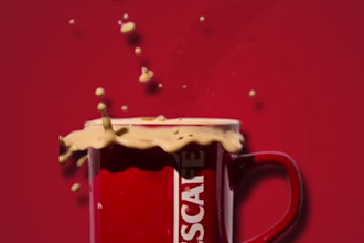create a professional product advertisement video