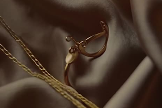 design luxury jewelry instagram posts