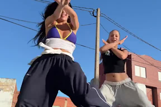 create viral tiktok dance, dance choreography, twerk dance video