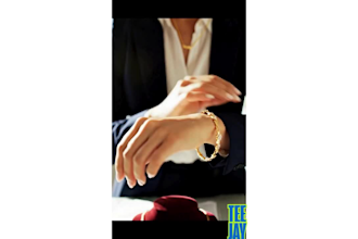 create luxury ai jewelry video ads, product ads, ai showcase videos