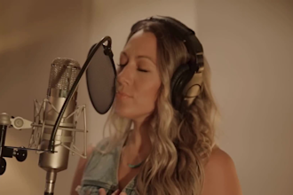 sing professional female folk pop, acoustic pop and country vocals