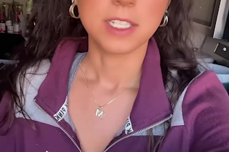 record a female spokesperson selfie video testimonial ugc testimony