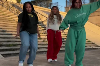 do tiktok dance, shufle dance, afro dance, group dance, hip hop dance