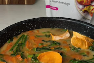 be your food ugc creator for recipe videos, tiktok, reels and converting ads