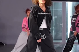 do tik tok dance video, tiktok dance, group dance to promote your song