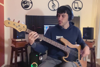 record a groovy funk or jazz fusion bass line