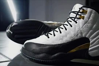 design realistic 3d sneakers models