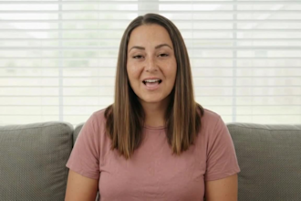 create realistic ai ugc video ai ugc tiktok ads ai ugc video ads ai spokeperson