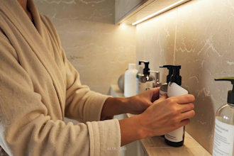 create a photorealistic 3d bathroom design