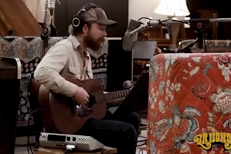 sing and arrange outlaw country folk songs with acoustic guitar and banjo