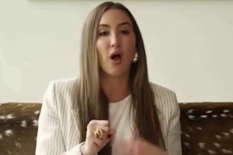 be your expert femaie ugc spokesperson agent spokesperson testimonial review