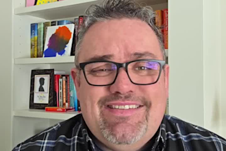 spokesman male spokesperson natural selfie style video testimonial ugc review ad