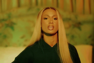 sing rnb pop and latin songs with smooth female vocals