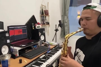 profesional recording saxophone and music composer