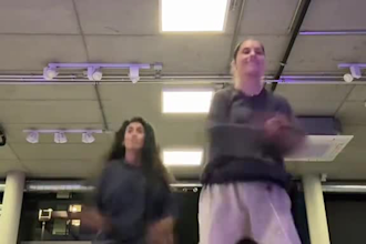 do viral tiktok dance, challenge dance, video dance, group video, twerk dancer