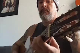 teach acoustic guitar and brazilian music online