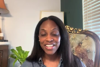 record female spokesperson video ugc testimonial video ads website review
