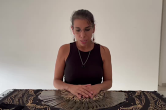 be your tarot reader for clarity and guidance