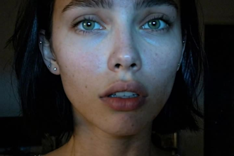 hyper realistic ai dating profile photos for women