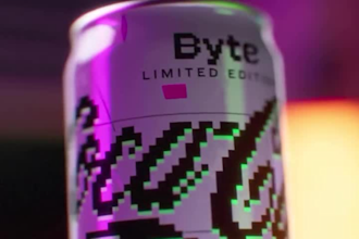do 3d product animation, liquid and water simulation, 3d can, 3d soda animation