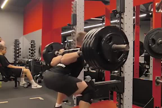 design a professional streetlifting and power lifting training plan