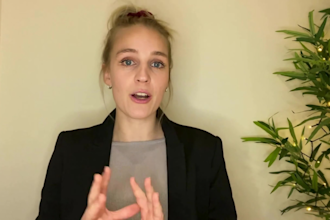 female ugc american medical video spokesperson actor presenter
