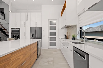 do real estate video editing, property tours, home tour video, real estate promo
