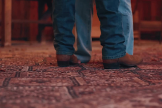 be your country ballad singer country pop music producer, male singer songwriter