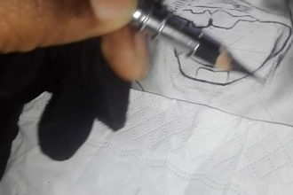 draw realistic pencil portraits