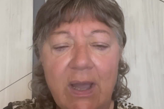 provide a clear female voice for e learning and training