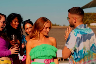 male singer songwriter in spanish dutch english for latin pop dutch pop