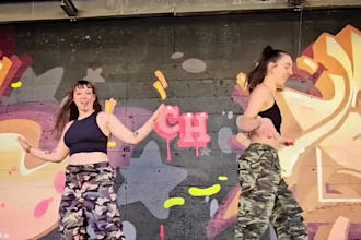 do viral tiktok dance, challenge dance, video dance, group video, twerk dancer