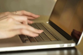 do job hunting and apply to jobs, job hunt by reverse recruiting