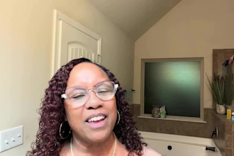 be your female spokesperson ugc review testimonial spokesperson selfie video