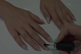 be your professional hand model and ugc creator