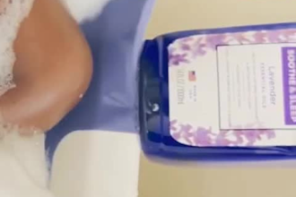 create authentic mom and baby bubble bath ugc