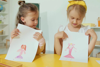 crea un video de youtube divertido y educativo para ninos en 3d