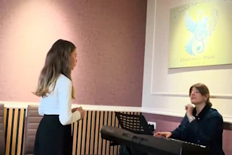 provide online singing lessons