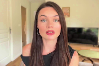 video review product review video testimonial female spokeswoman ugc actor