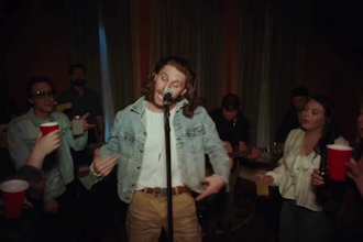 male country singer, sessional musician, country rock, country pop singer,