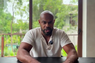 male spokesperson video spokesperson agent testimonial spokesperson