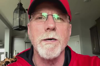 spokesperson  ugc spokesman testimonial video that brings attention and commands