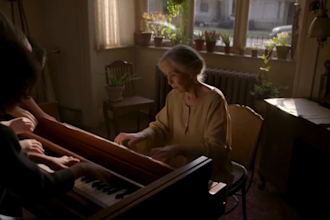 teach your kids piano lesaon