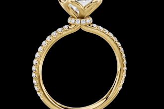 realistic 3d jewelry animation and product visualization