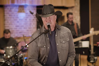 be your country male singer vocalist, traditional country rock, modern country