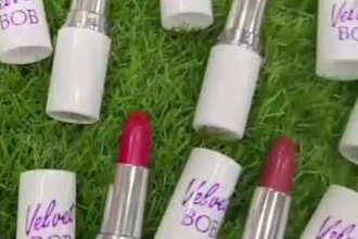 write product descriptions for fashion and cosmetics