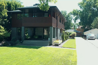 do trending real estate video editing promos and home tours